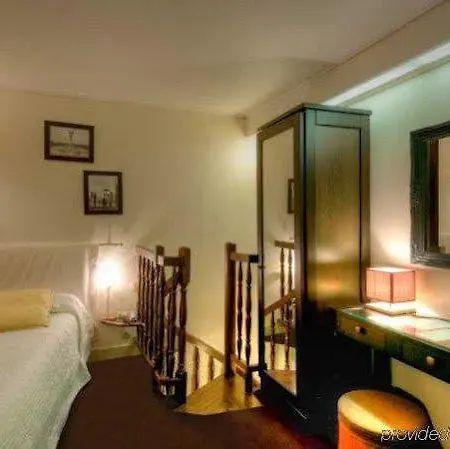 Hotel Ile De France Opéra Parigi