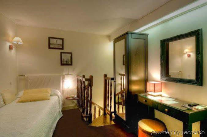 Hotel Ile De France Opéra Parigi